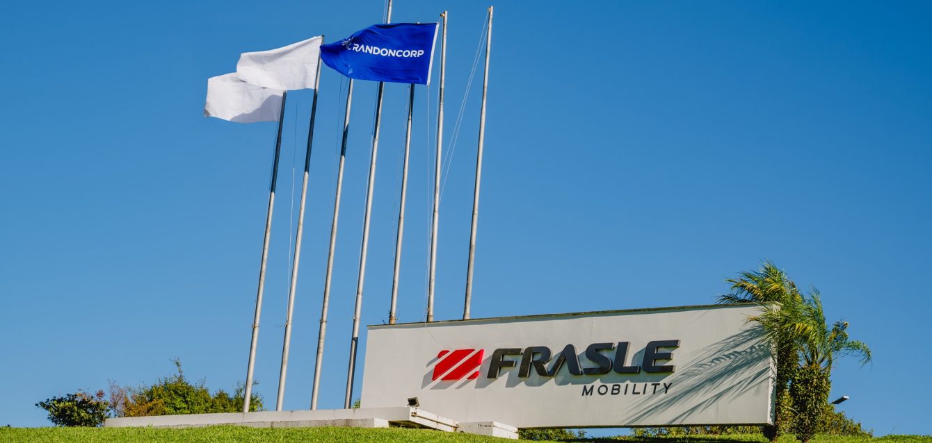 fm-bandeiras-02-site-28173307.jpg fm-bandeiras-02-site-28173307.jpg